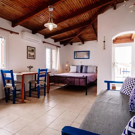 아파트 Floreica Maisonneta By The Sea. Skinária