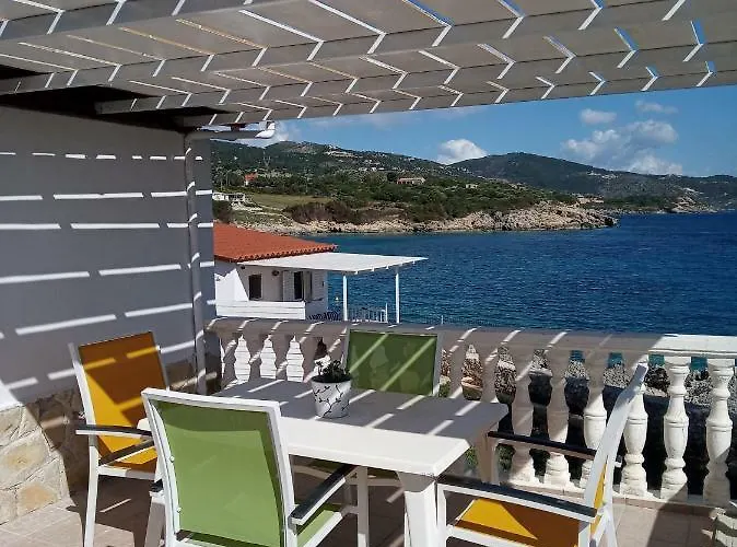 Floreica Maisonneta By The Sea. *