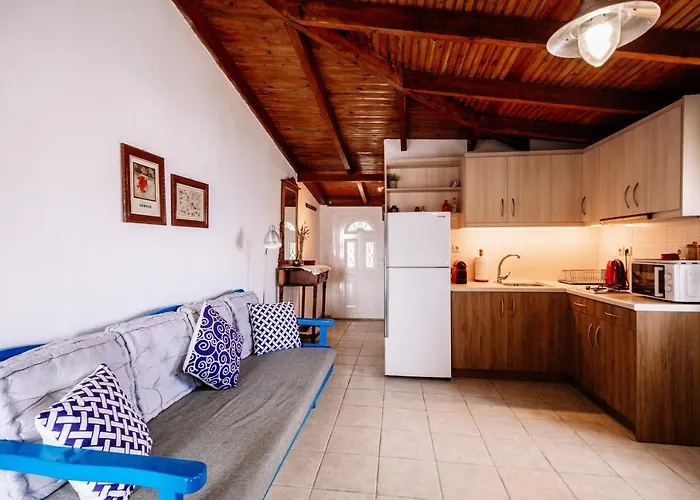 Floreica Maisonneta By The Sea.